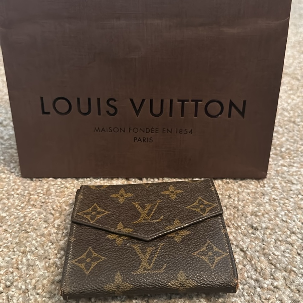 EUC Vintage Louis Vuitton Monogram Double Snap Compact Wallet + Box